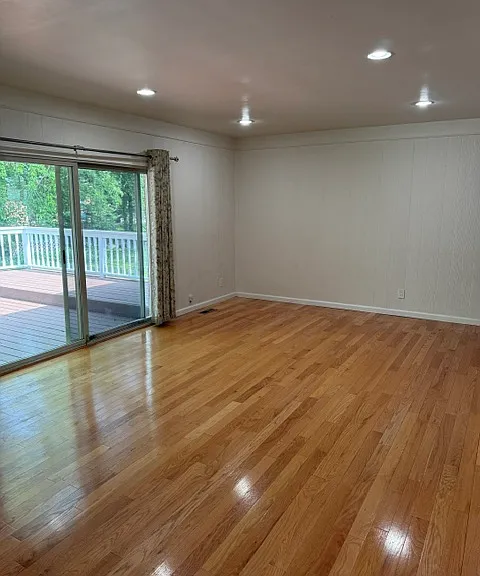 2647 Stonebury Dr — Photo 8
