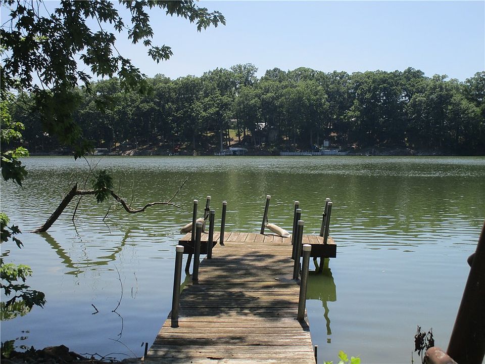 1st image of 2 High Point Dr