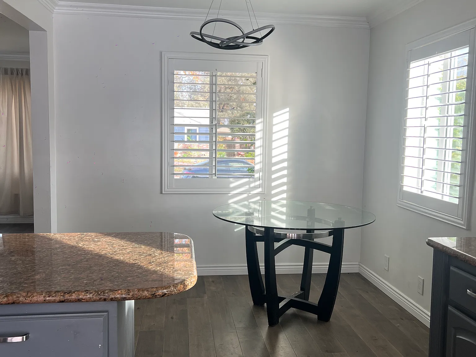 3 bed, 1182 sqft, $3,900 — Photo 4