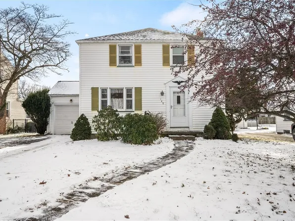 149 Montclair Dr, Rochester, NY 14617