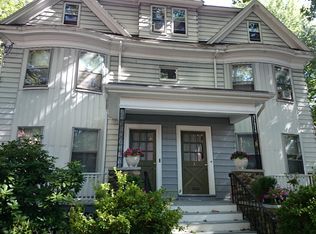 35 Beals St, Brookline, MA 02446