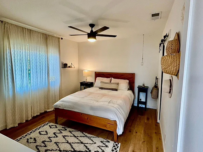 1650 Alvarado St — Photo 17