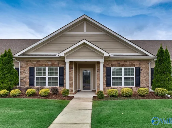 9 Moore Farm Cir NW #9, Huntsville, AL 35806