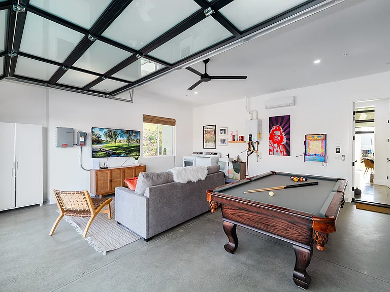 The Hideaway - Game room/lounge