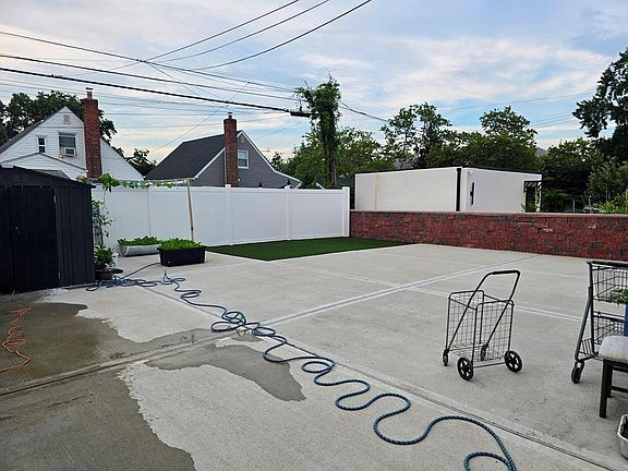 3rd image of 163-63 20th Ave
