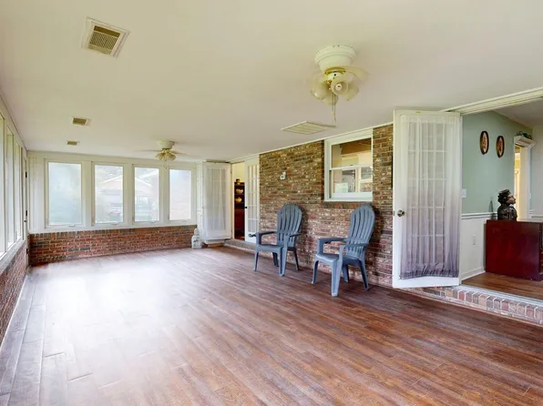 119 Elliswood Dr, Statesboro, GA 30458