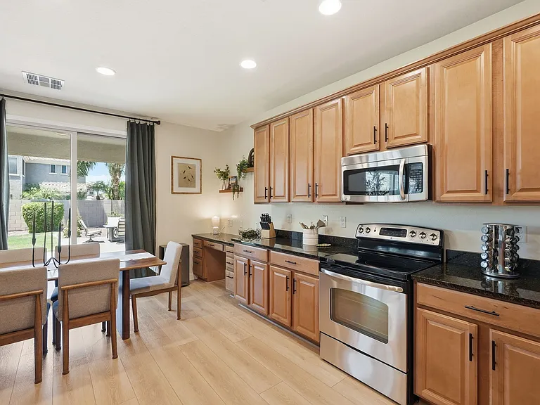 1846 E Merlot St — Photo 38