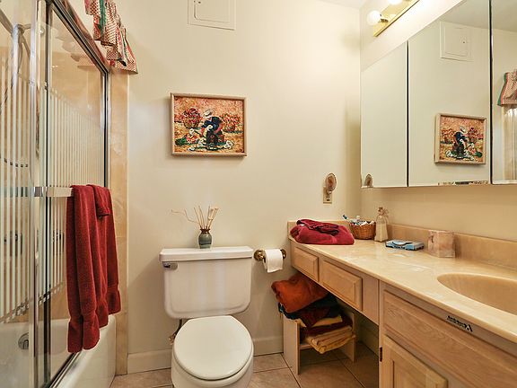 4th image of 330 Morgan St APT 305