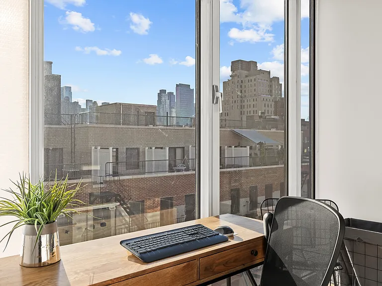 350 W 53rd St #A — Photo 19