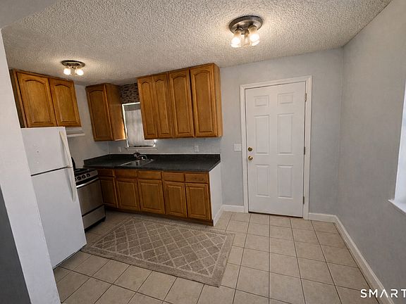 4th image of 44 ABCD Angel Drive