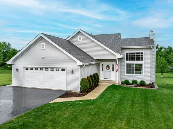 2108 Lake Summerset Rd, Davis, IL 61019