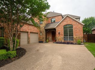 6947 Navigation Dr, Grand Prairie, TX 75054