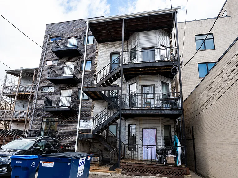 1452 N Western Ave #3R — Photo 11