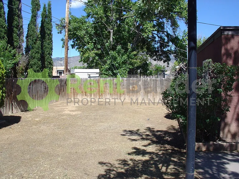 9801 Snow Heights Blvd NE — Photo 12