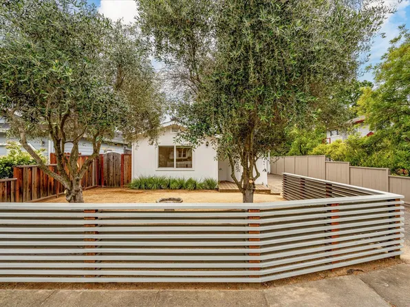 259 W Macarthur Street, Sonoma, CA 95476