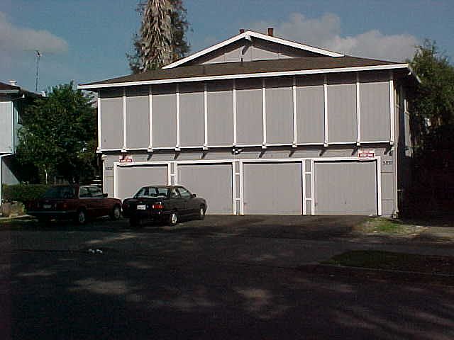 1st image of 3837 Underwood Dr APT 2
