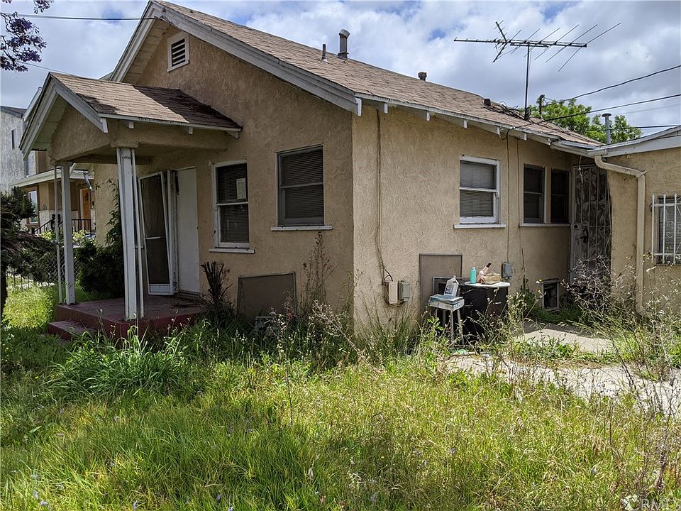 1st image of 3136 W 71st St