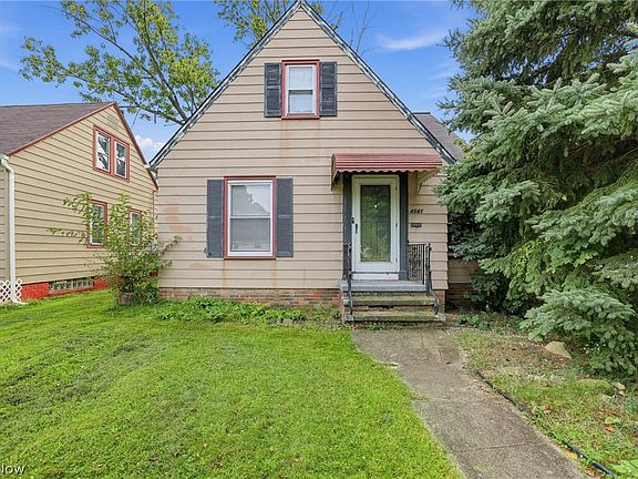 3rd image of 4541 W 174th St