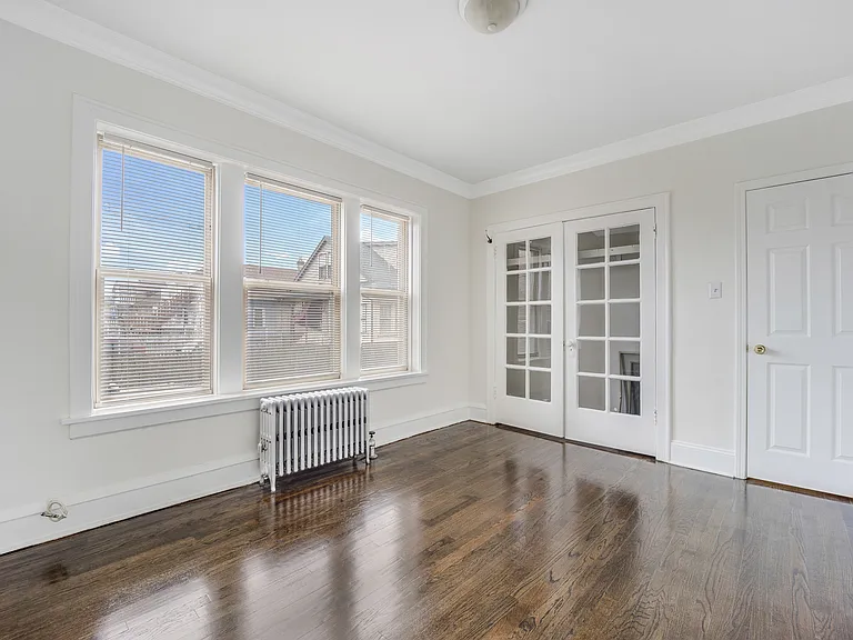 2749 N Kilbourn Ave #2 — Photo 6