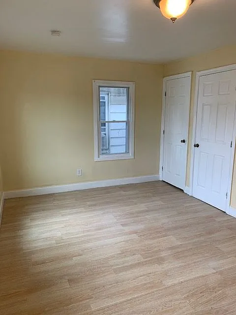 3 bed, 1.0 bath, 1674 sqft, $1,500 — Photo 2