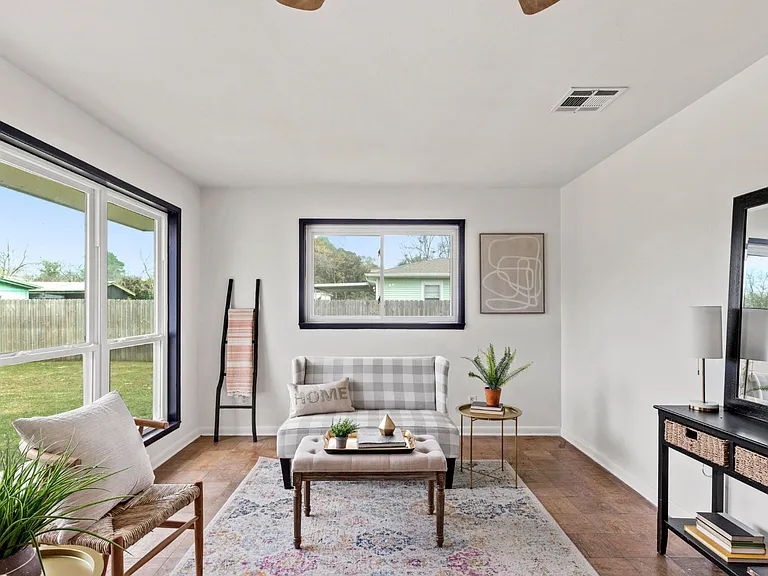165 Antigua Dr — Photo 11
