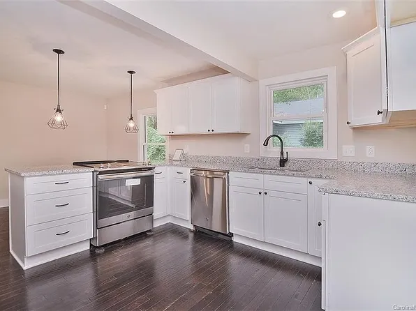 3100 Avalon Ave, Charlotte, NC 28208
