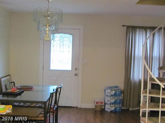 4th image of 305 N Horners Ln