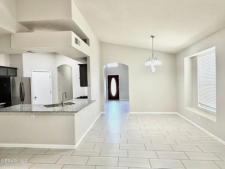 12749 Tierra Salas — Photo 7