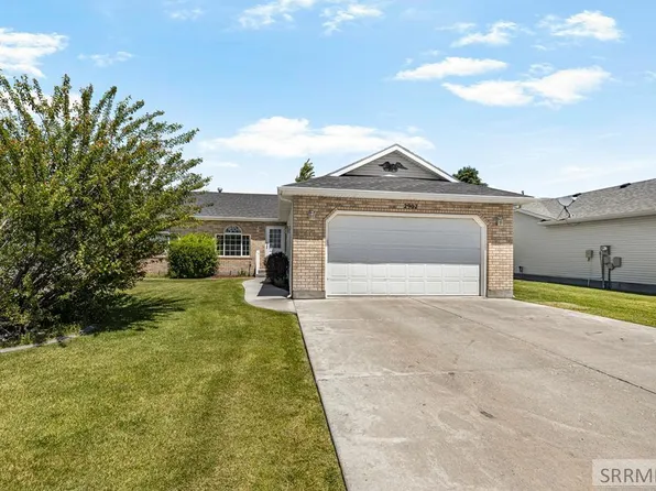 2907 E Courtyard Cir, Ammon, ID 83406