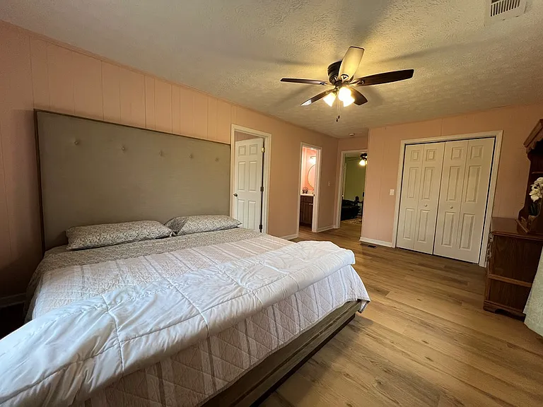 10380 Old Highway 76 — Photo 16