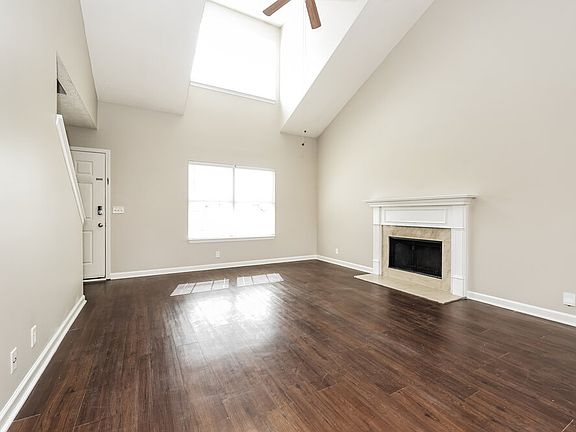 4th image of 1504 Holden Ct