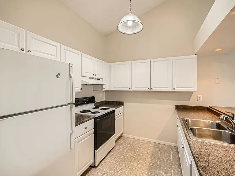 4543 Lamplighter Cir — Photo 10