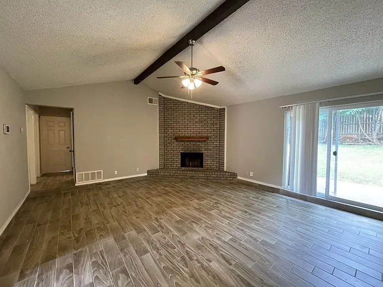 3718 French Wood Dr — Photo 2
