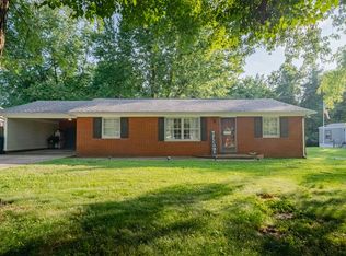 1409 Redbud Ln, Madisonville, KY 42431