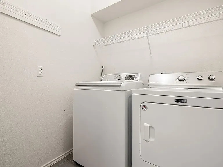 14525 Harris Ridge Blvd #B — Photo 28
