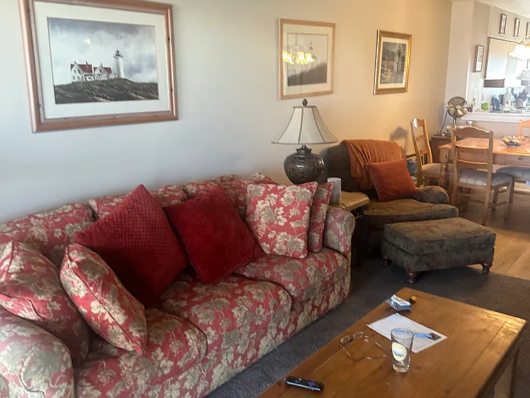 31 Ocean Ave — Photo 8