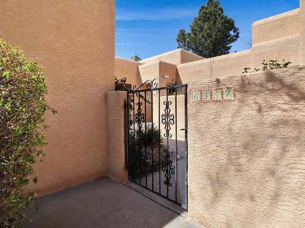 6557 Monte Serrano NE, Albuquerque, NM 87111