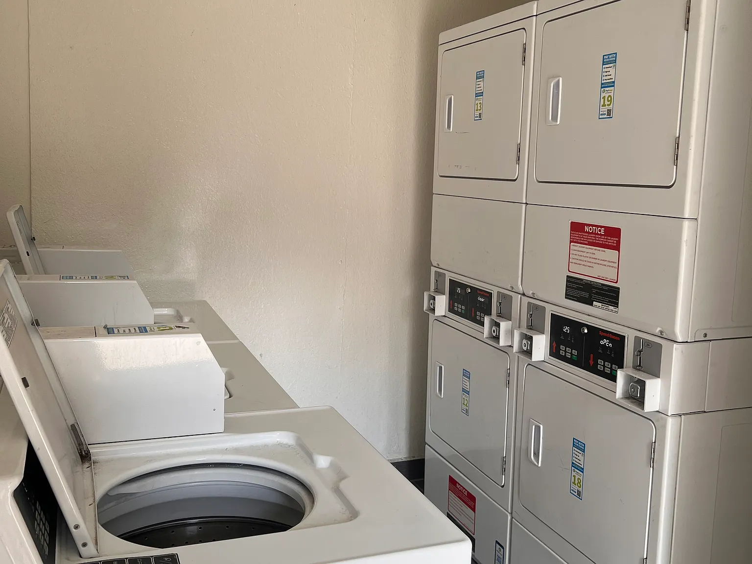 Knotty Apartments — Photo 4