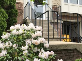6834 Kerrywood Cir, Centreville, VA 20121