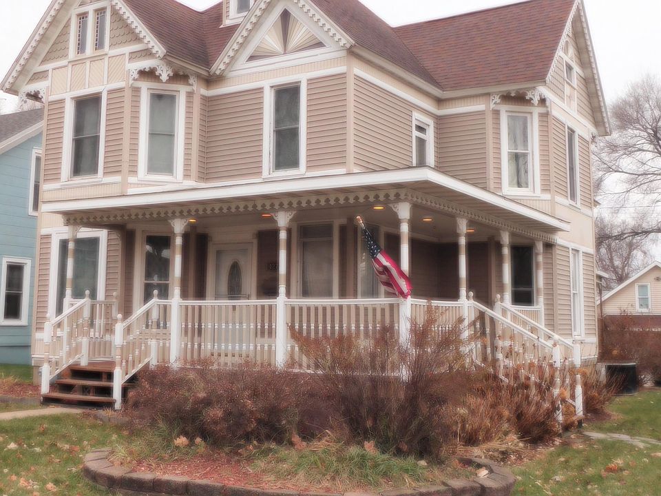 1st image of 427 Boone St