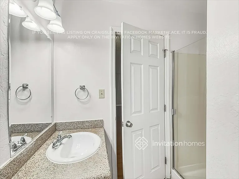 1658 Ashwood Dr — Photo 17