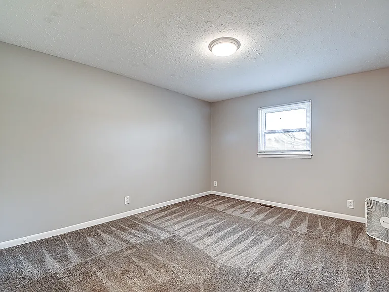 2515 Mullinix Rd — Photo 12