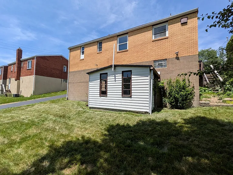 960 Agnew Rd — Photo 13