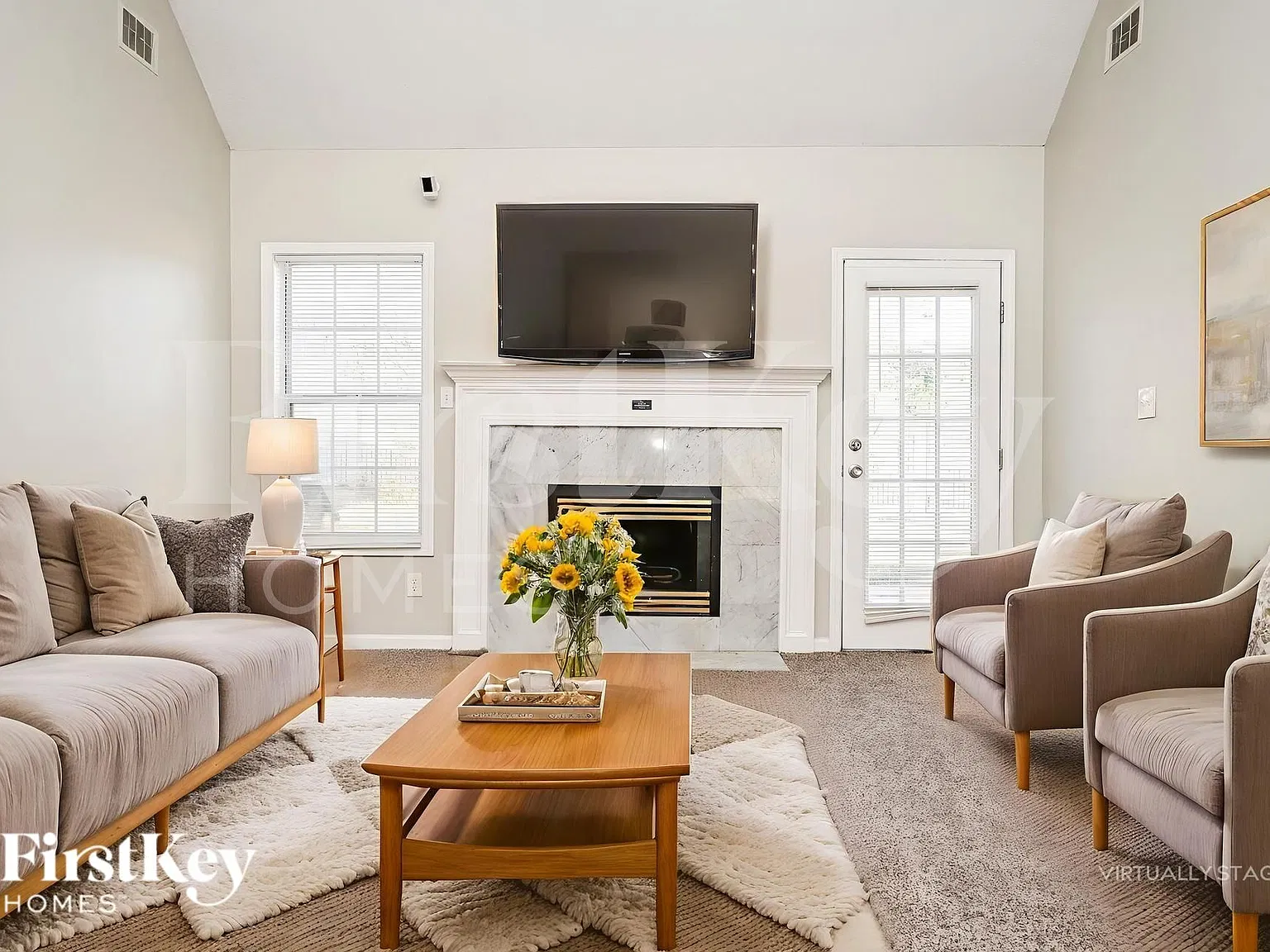 3 bed, 2.0 bath, 1451 sqft, $2,325 — Photo 3