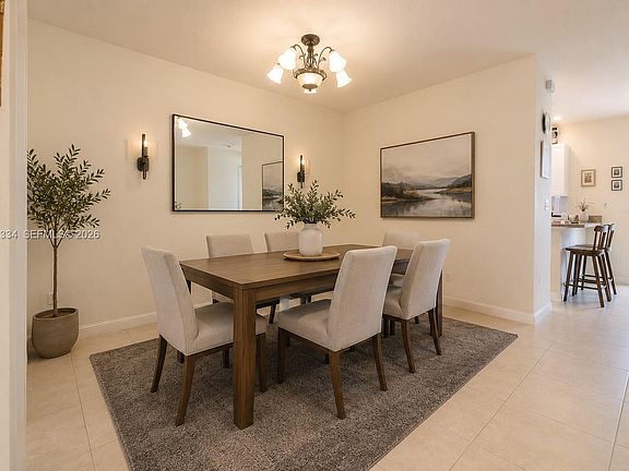 5th image of 10934 W 33rd Way