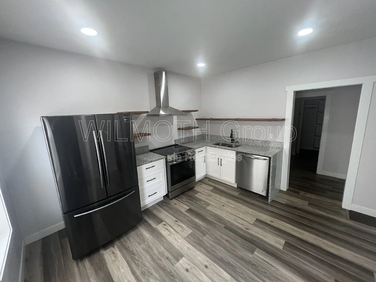 2 bed, 1.0 bath, 1176 sqft, $1,275 — Photo 4