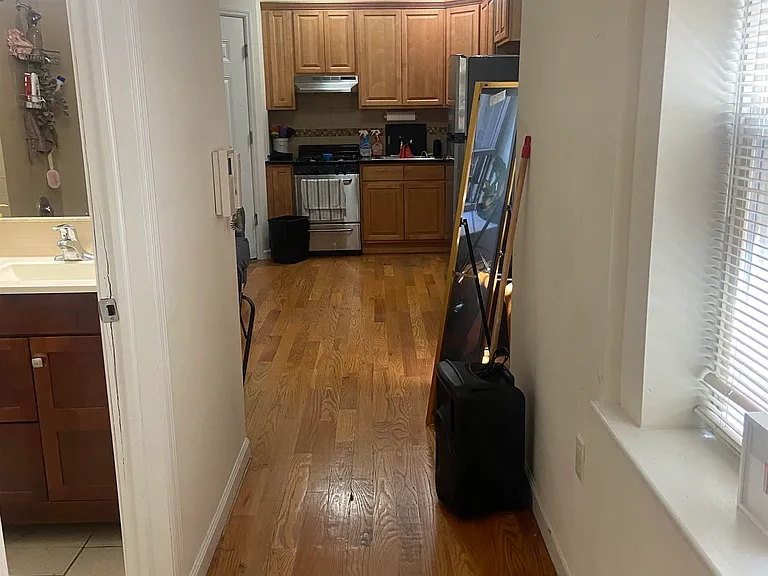 5512 Madison St #13 — Photo 6