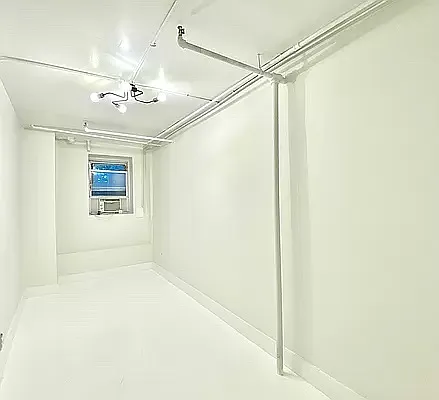 Rented by Carnegie Management Inc | media 10