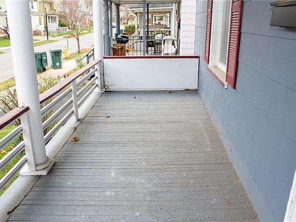 3rd image of 73 Kingston St