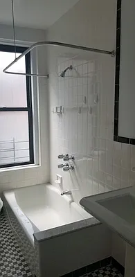 Rented by JMG Properties | media 10